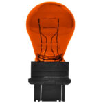 BOMBILLO 3157 24V 2C 27/7W LUZ DE FRENO AMBAR AMERICANOS-KENWORTH-FREIGHTLINER AMBAR