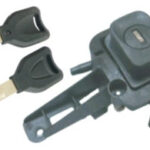 CILINDRO/CHAPA BAÚL RENAULT CLIO                                                                                         *CON LLAVE (7701471225)